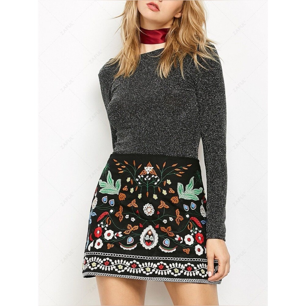 BBWM Boho Embroidered A-Line Mini Skirt in Black size Small